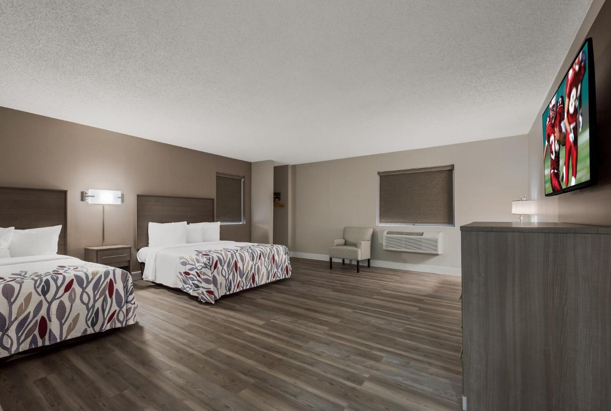 Red Roof Inn & Suites Vineland - Buena Buitenkant foto