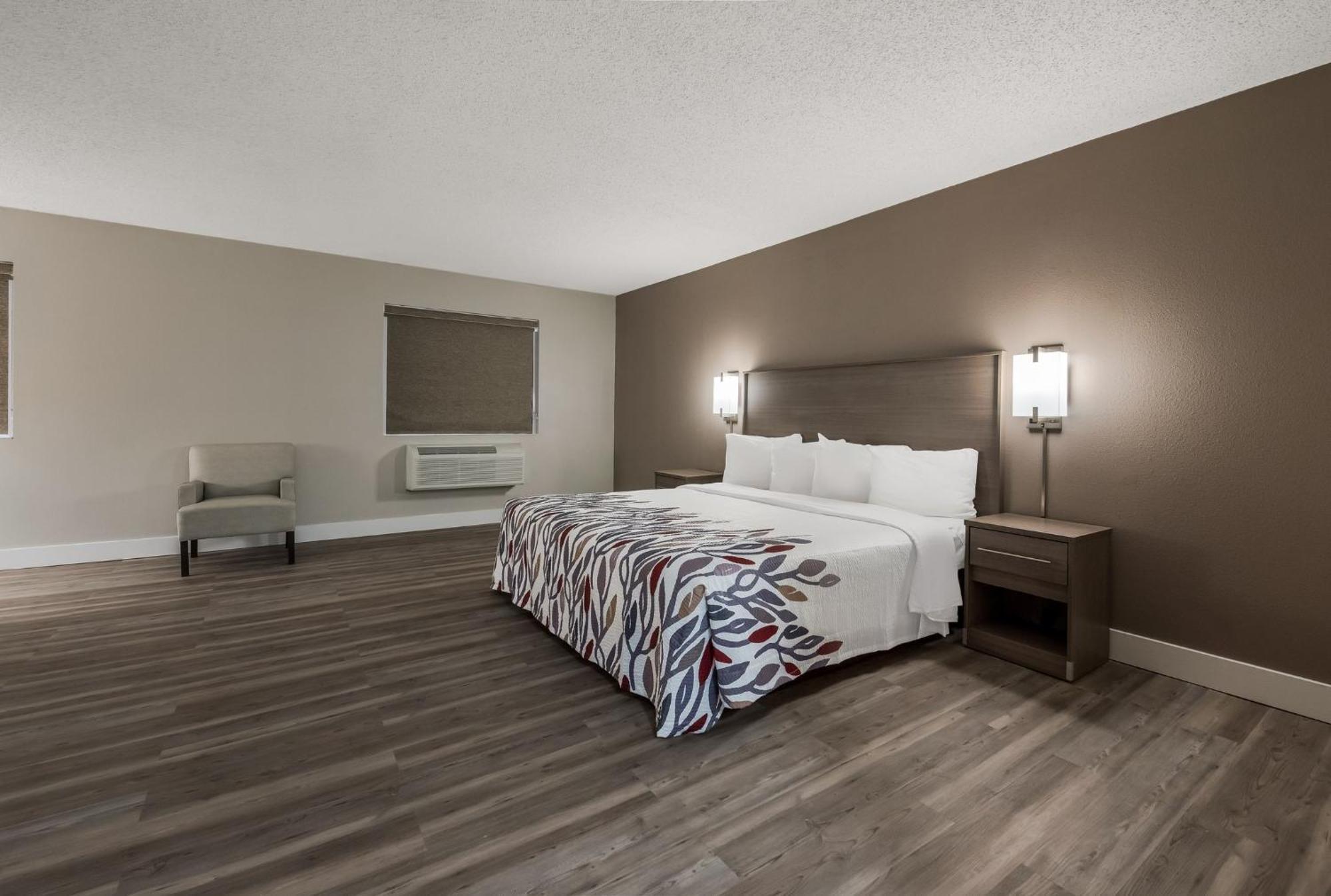 Red Roof Inn & Suites Vineland - Buena Buitenkant foto